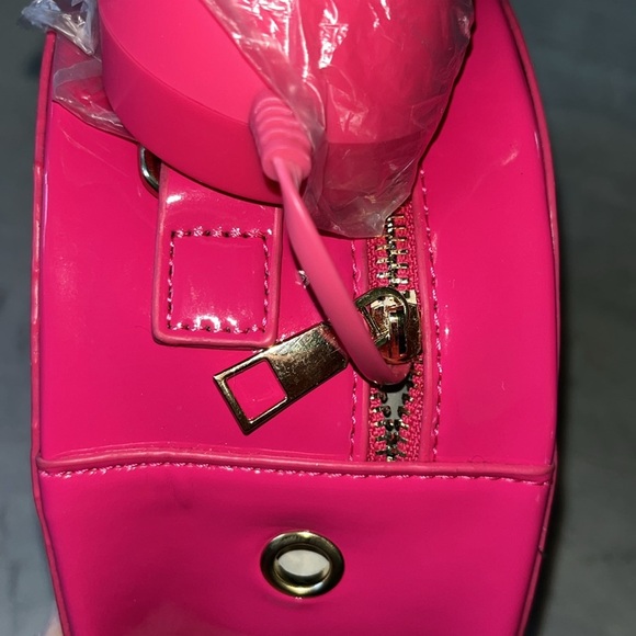 CALL ME  old-fashioned Handset phone NWT  works from your bag  pink patent/white - Picture 5 of 11
